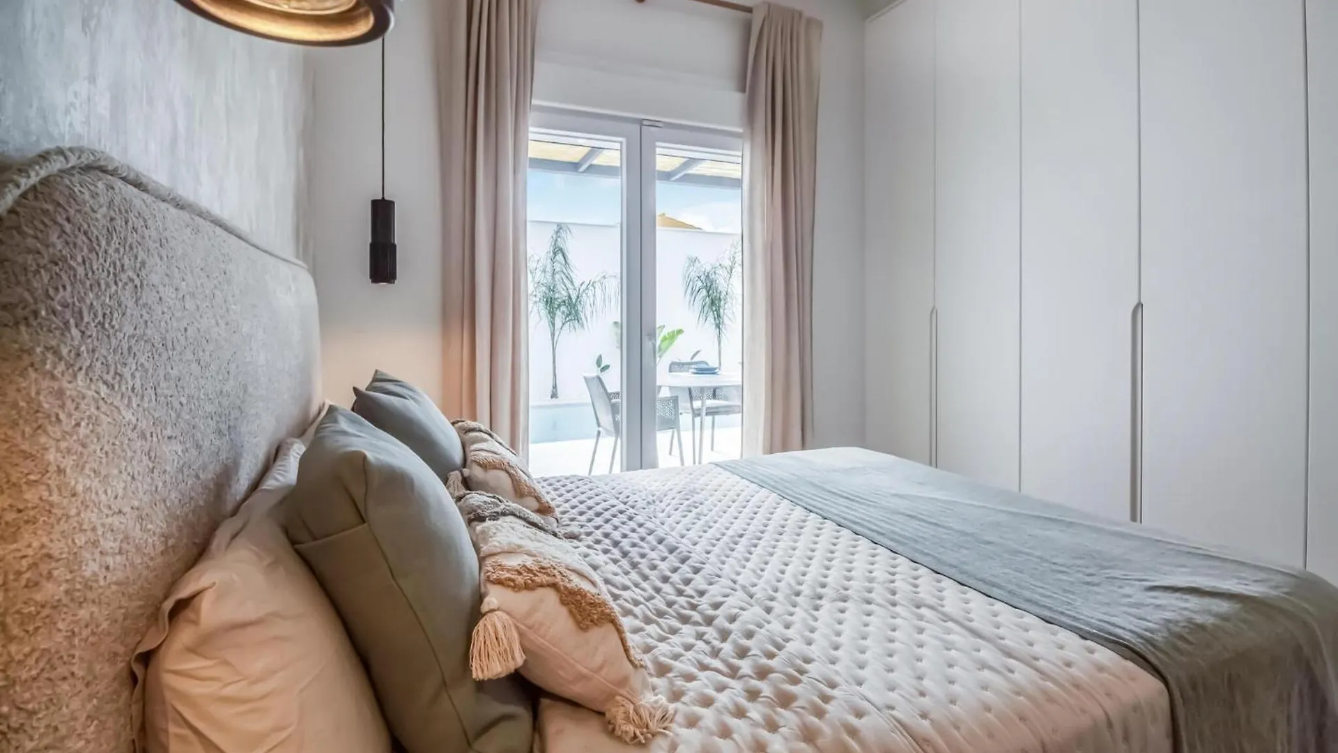 Holiday home Beautiful Home In Velez Malaga With Kitchenette